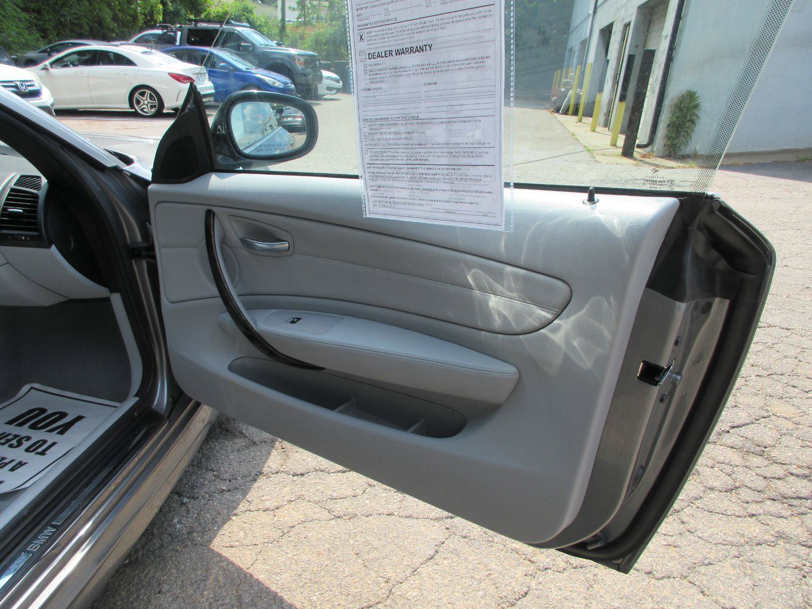 Used 2010 BMW 135i Convertible RWD image 15