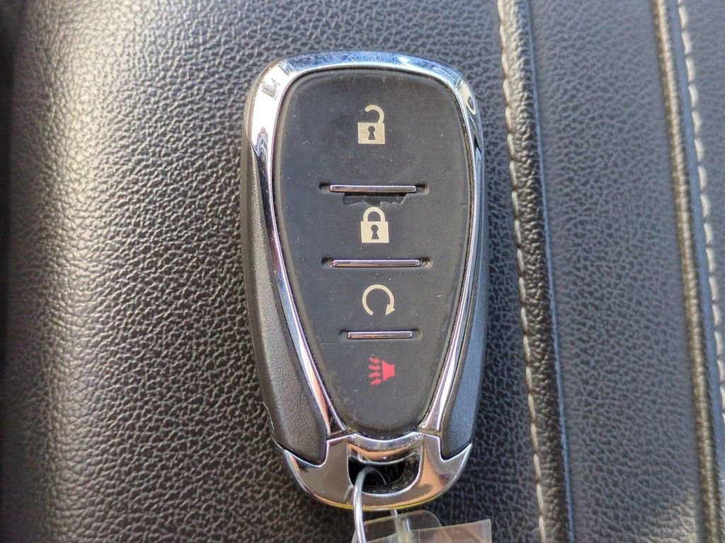 Used 2023 Chevrolet Blazer LT image 29