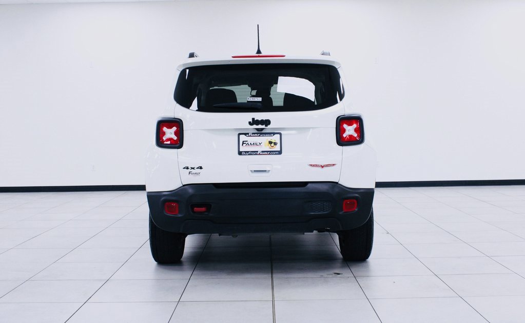 Used 2023 Jeep Renegade Trailhawk image 6