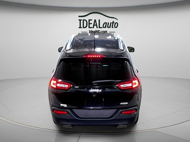 Used 2018 Jeep Cherokee Latitude w/ North All-Season Group FWD image 3