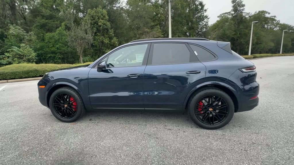 New 2026 Porsche Cayenne S image 5