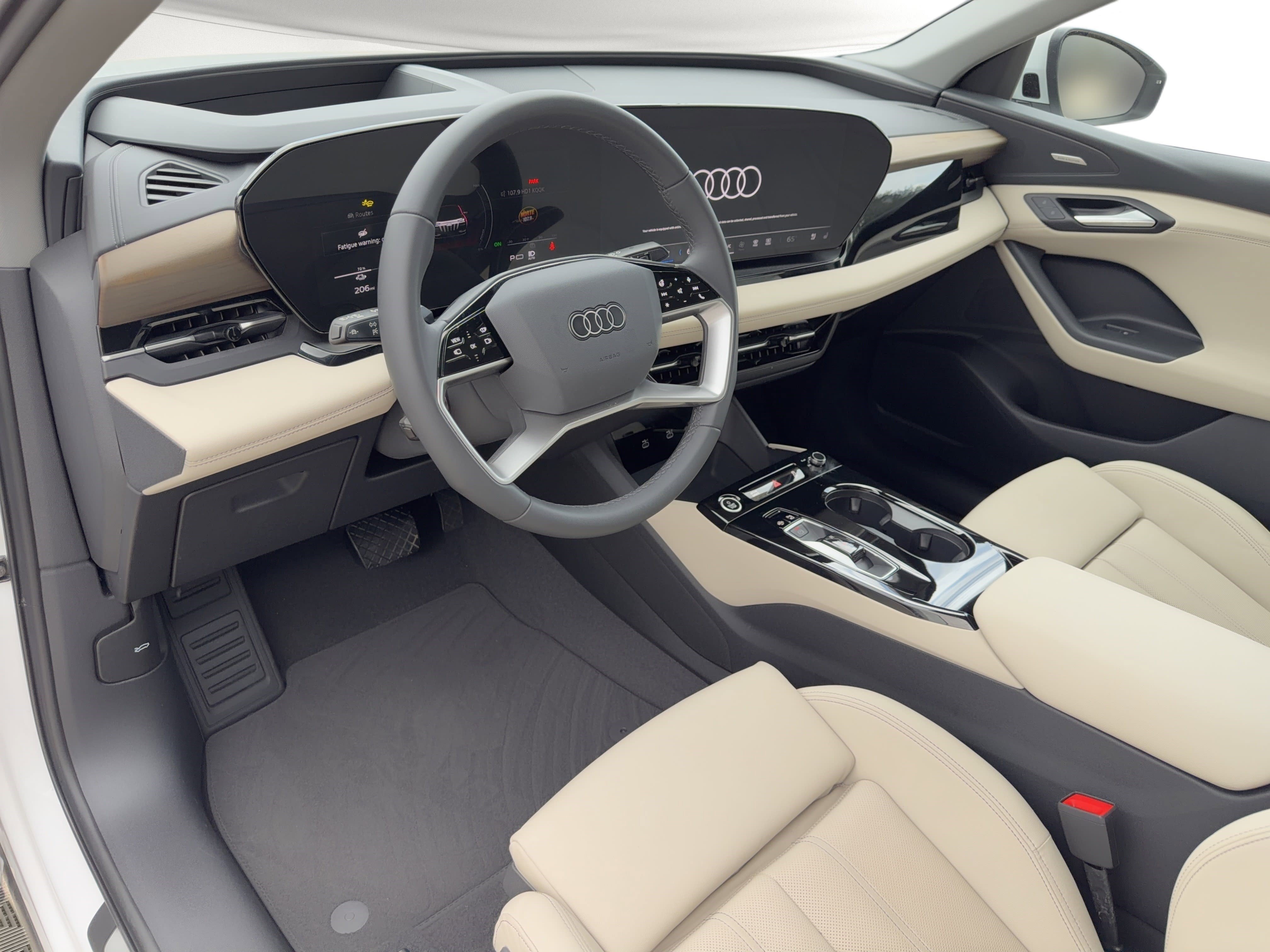 Used 2025 Audi Q6 e-tron Premium Plus w/ Premium Plus image 4