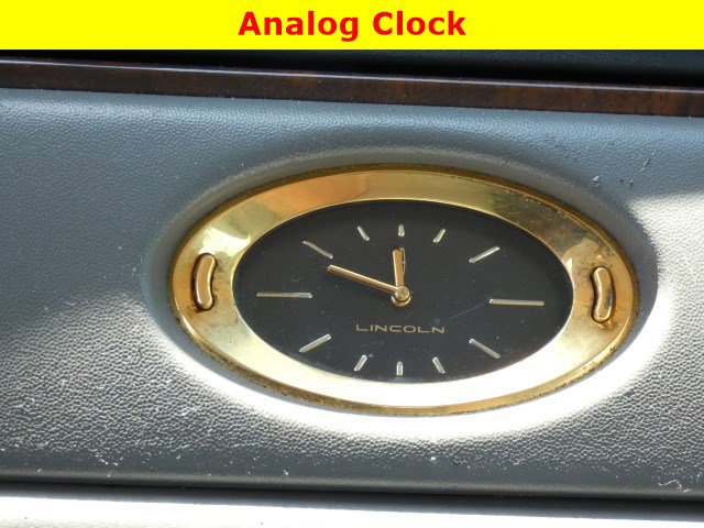 Used 2001 Lincoln Town Car Cartier image 20