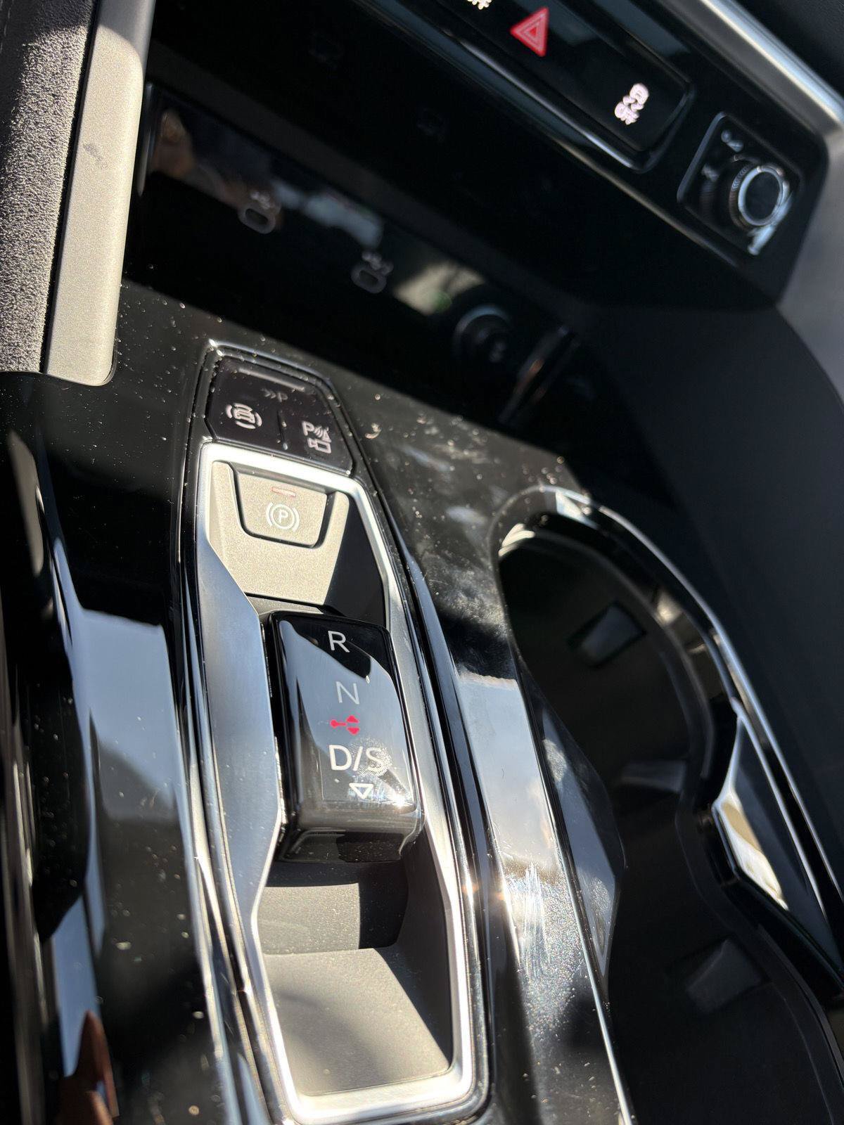 Certified 2025 Audi SQ5 Premium Plus w/ Premium Plus Package AWD/4WD image 18