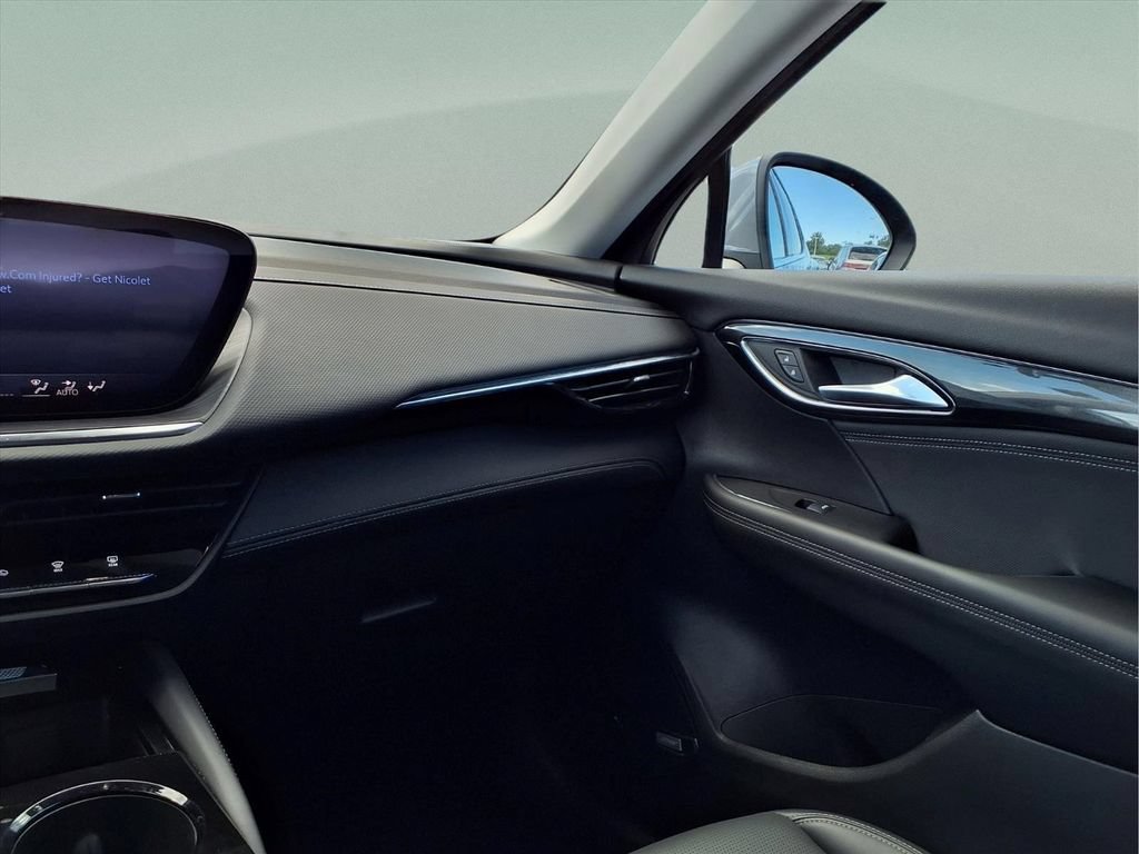 Certified 2025 Buick Envision Preferred AWD/4WD image 21
