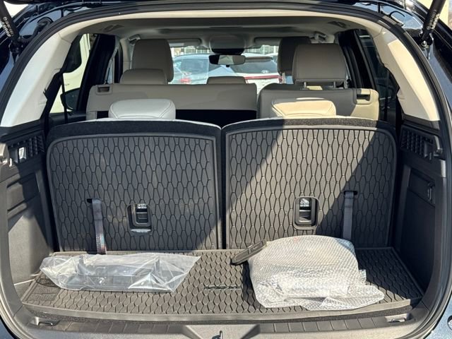 New 2026 MAZDA CX-90 Plug-In Hybrid w/ Preferred image 11