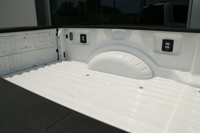 New 2025 Ford F350 King Ranch w/ Chrome Package image 14