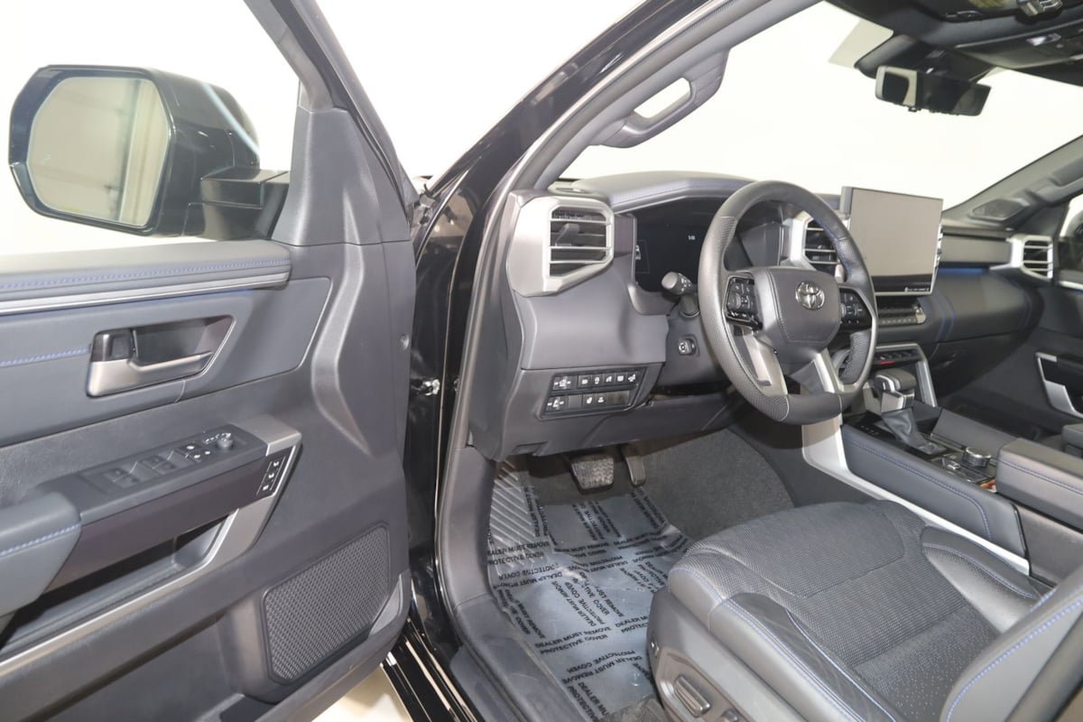 Used 2023 Toyota Tundra Platinum AWD/4WD image 48