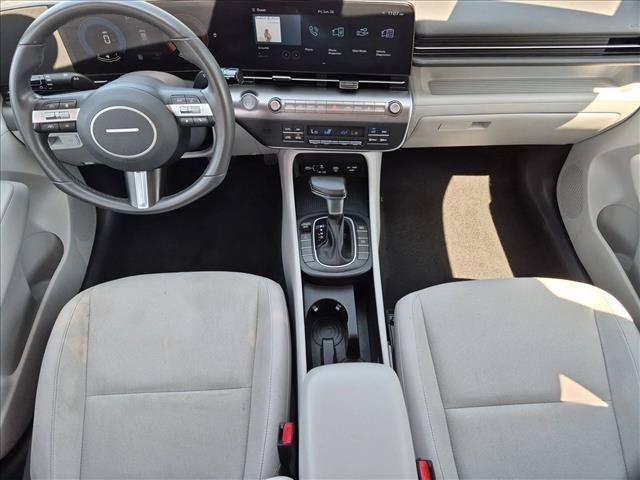 Used 2024 Hyundai Kona SEL AWD/4WD image 17
