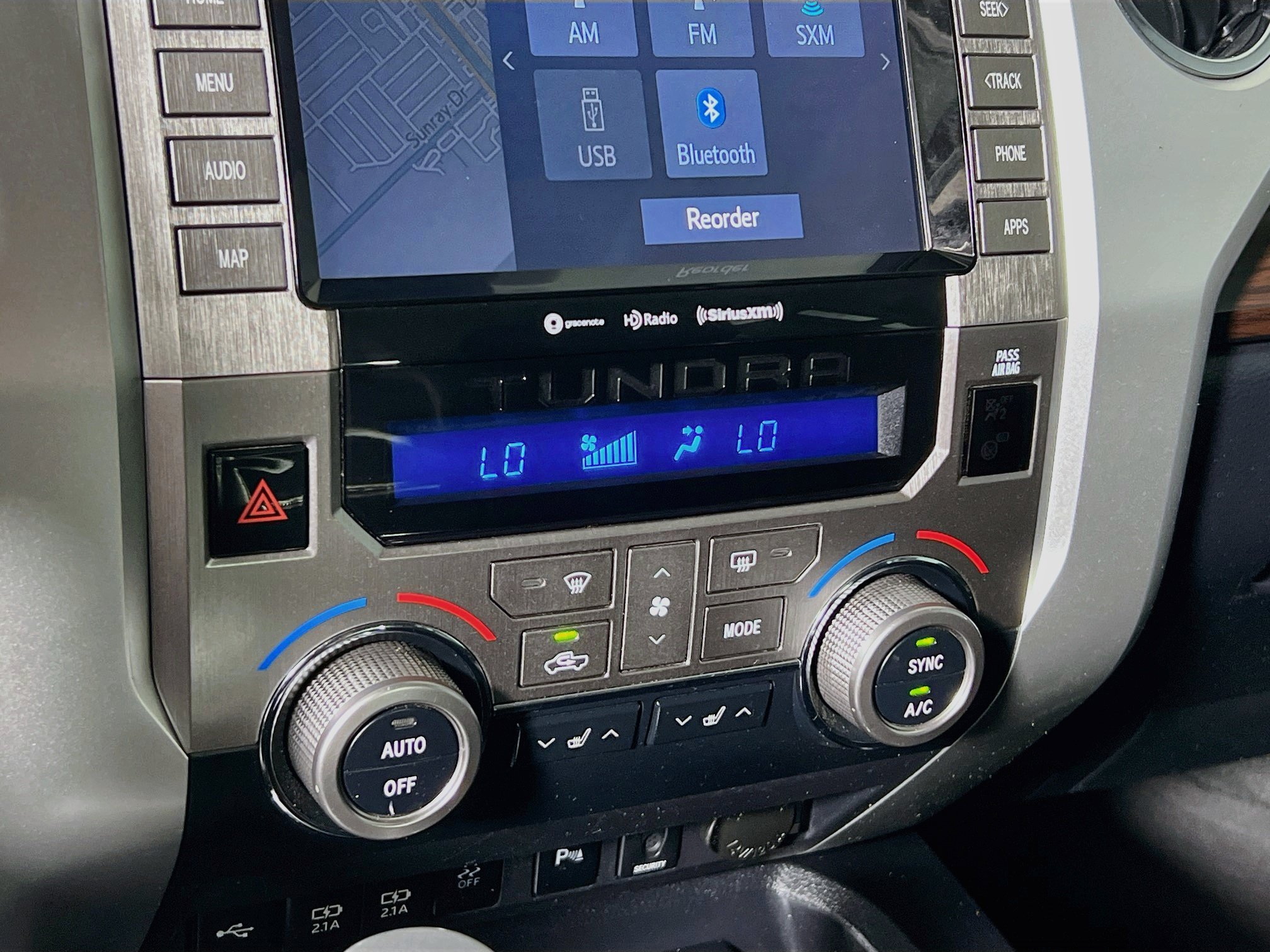 Used 2020 Toyota Tundra Limited w/ Limited Premium Package RWD image 26