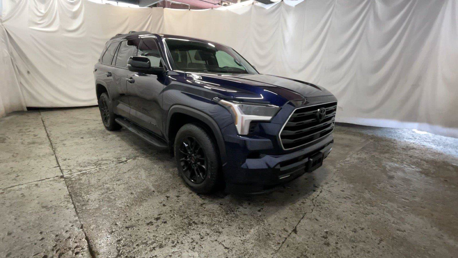 Used 2025 Toyota Sequoia Limited w/ TRD Off-Road Package AWD/4WD image 2