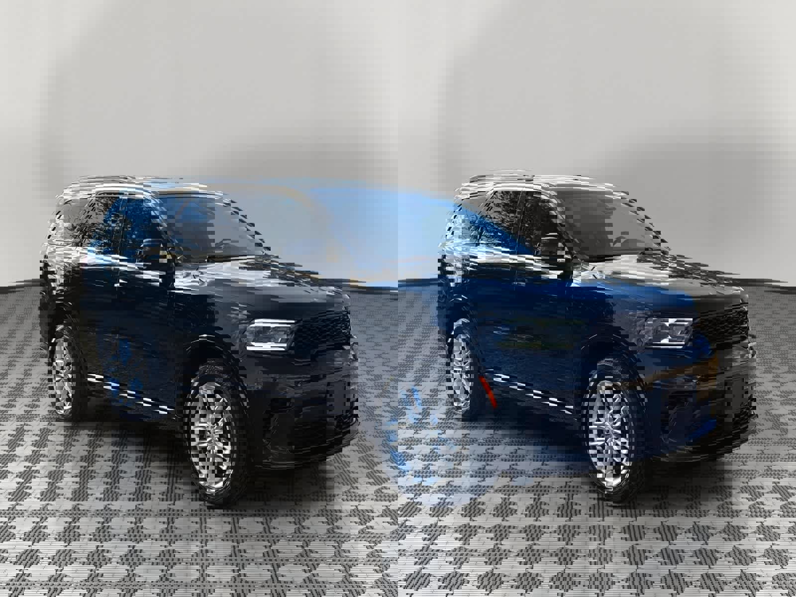 Used 2024 Dodge Durango GT image 1