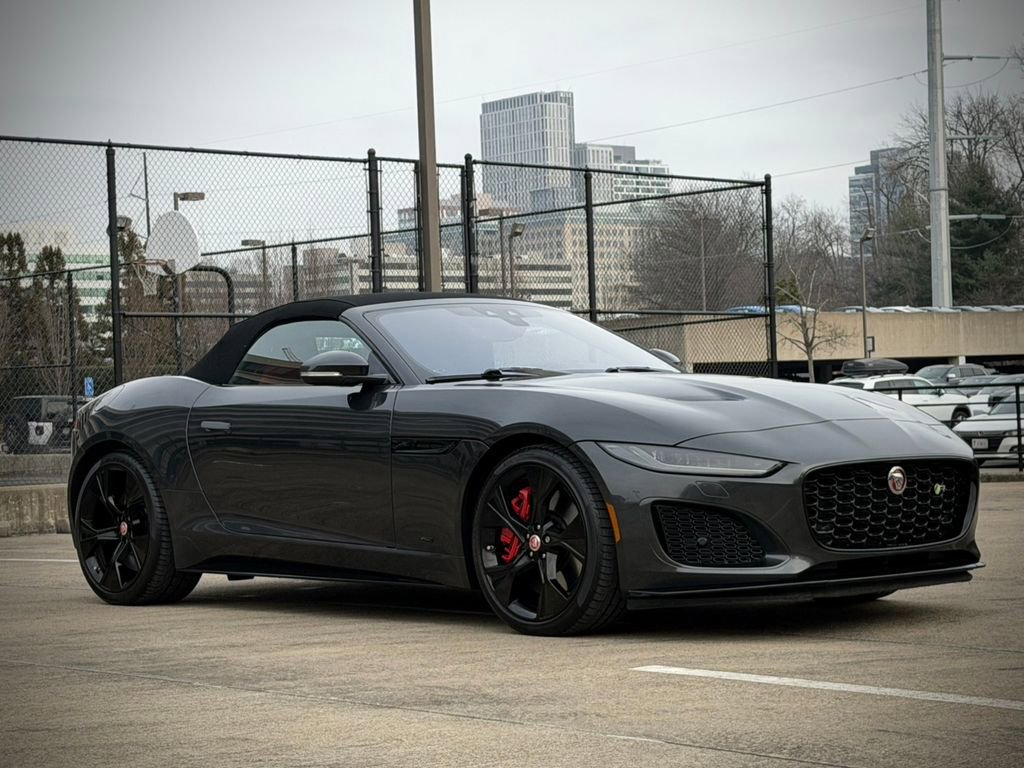 Used 2022 Jaguar F-TYPE P450 image 39