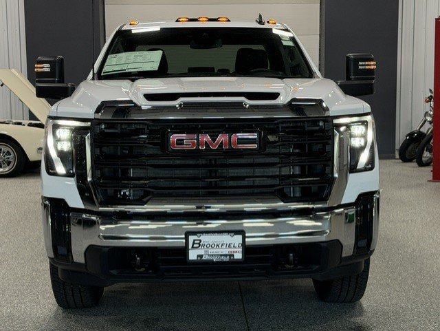 New 2026 GMC Sierra 2500 Pro w/ Convenience Package AWD/4WD image 7
