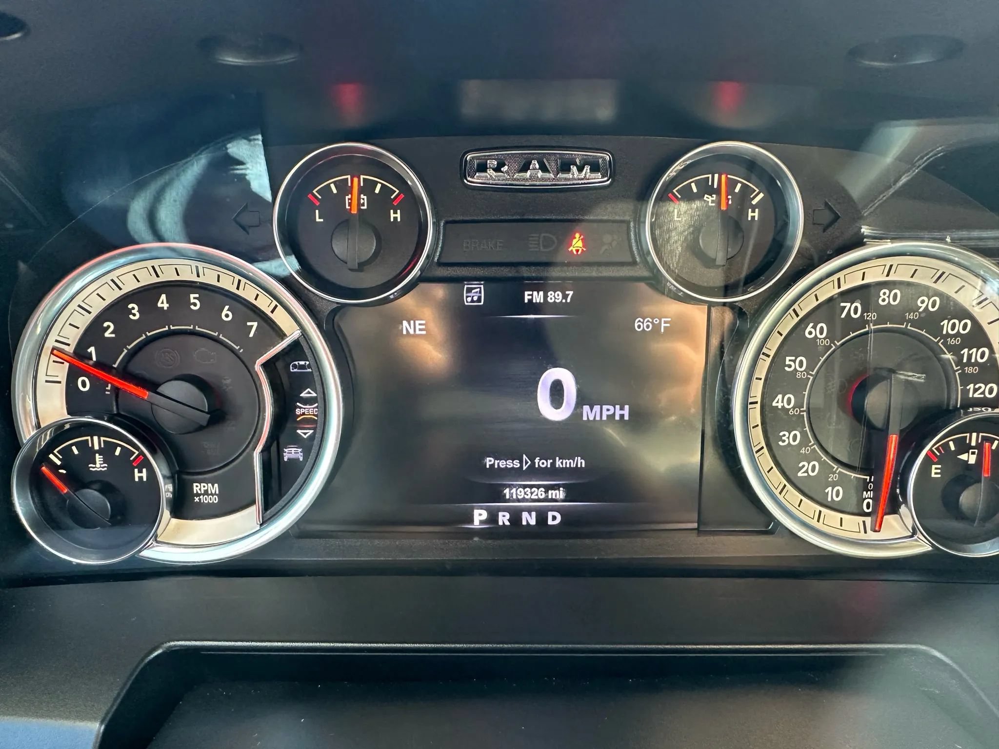 Used 2017 RAM 2500 Laramie AWD/4WD image 7