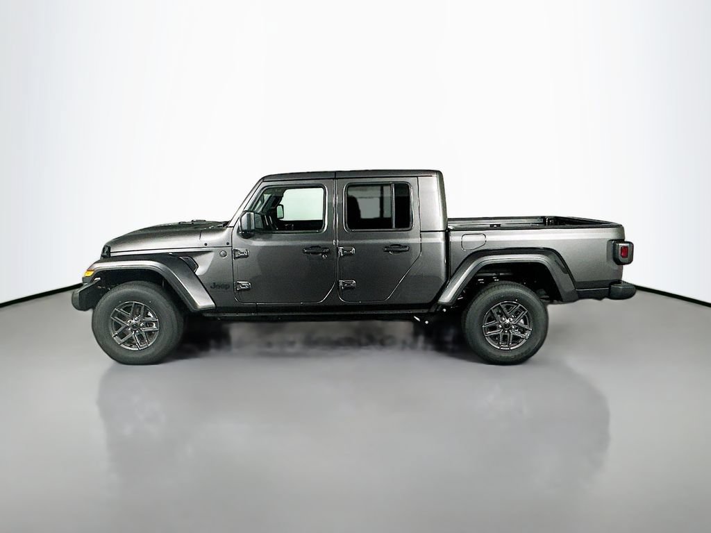 New 2025 Jeep Gladiator Sport AWD/4WD image 4