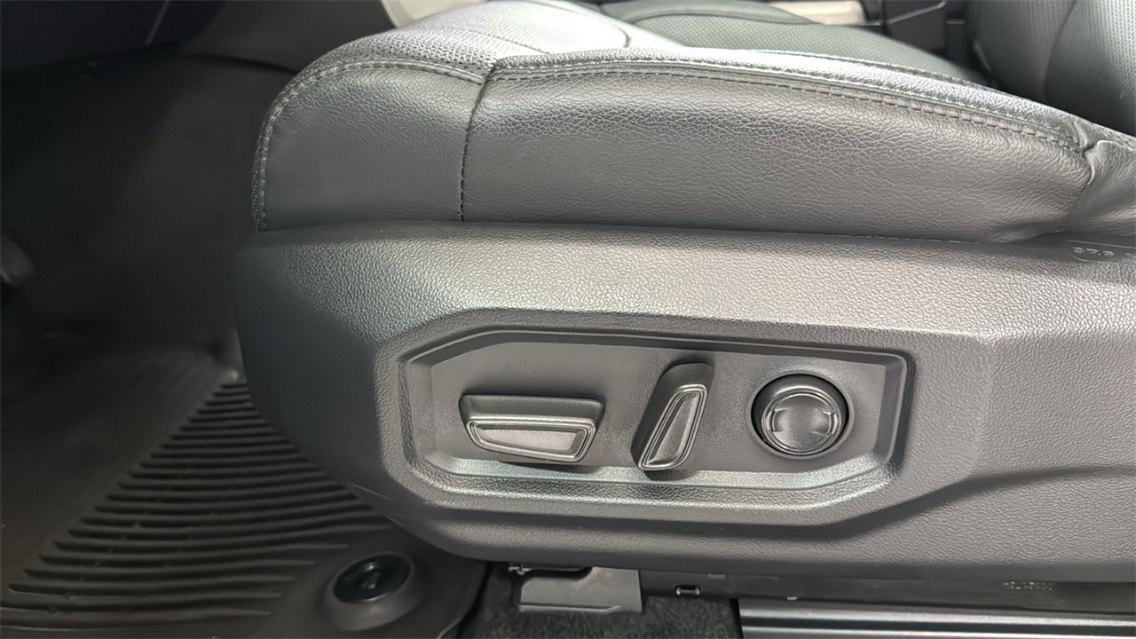 Used 2024 Toyota Tundra Limited image 14