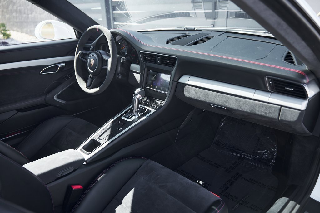 Used 2014 Porsche 911 GT3 image 31