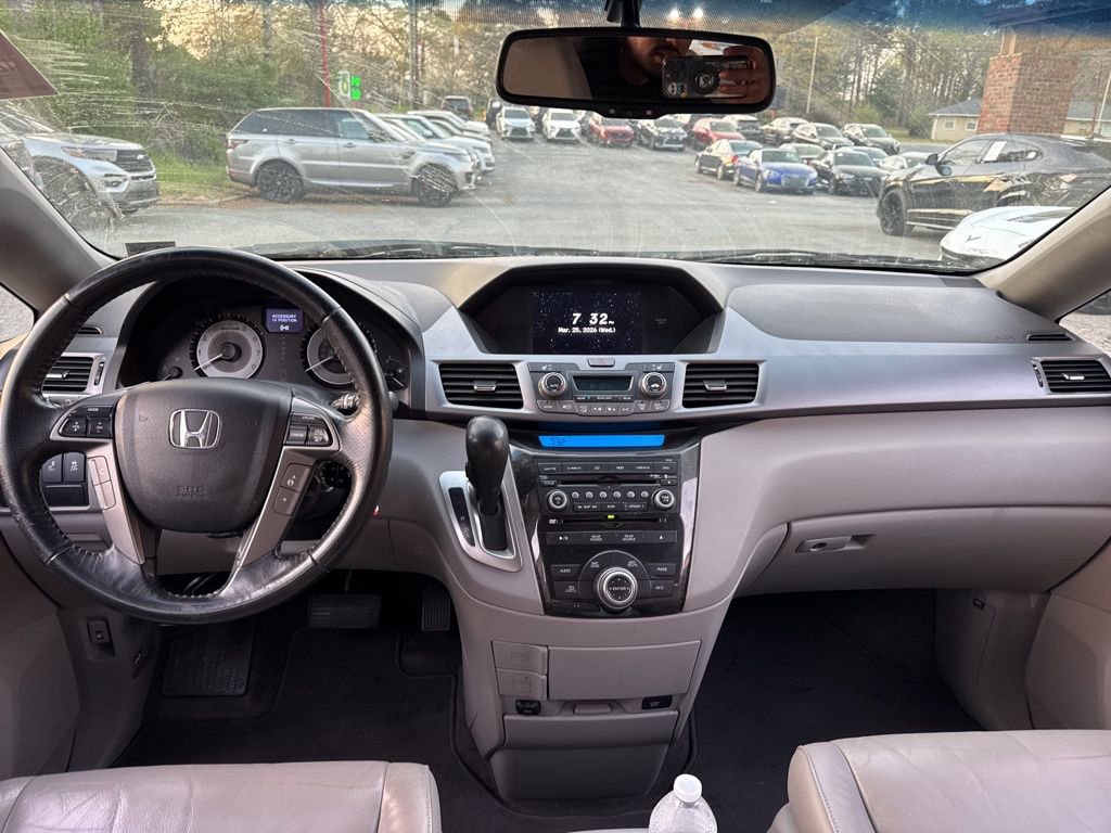 Used 2012 Honda Odyssey Touring image 11