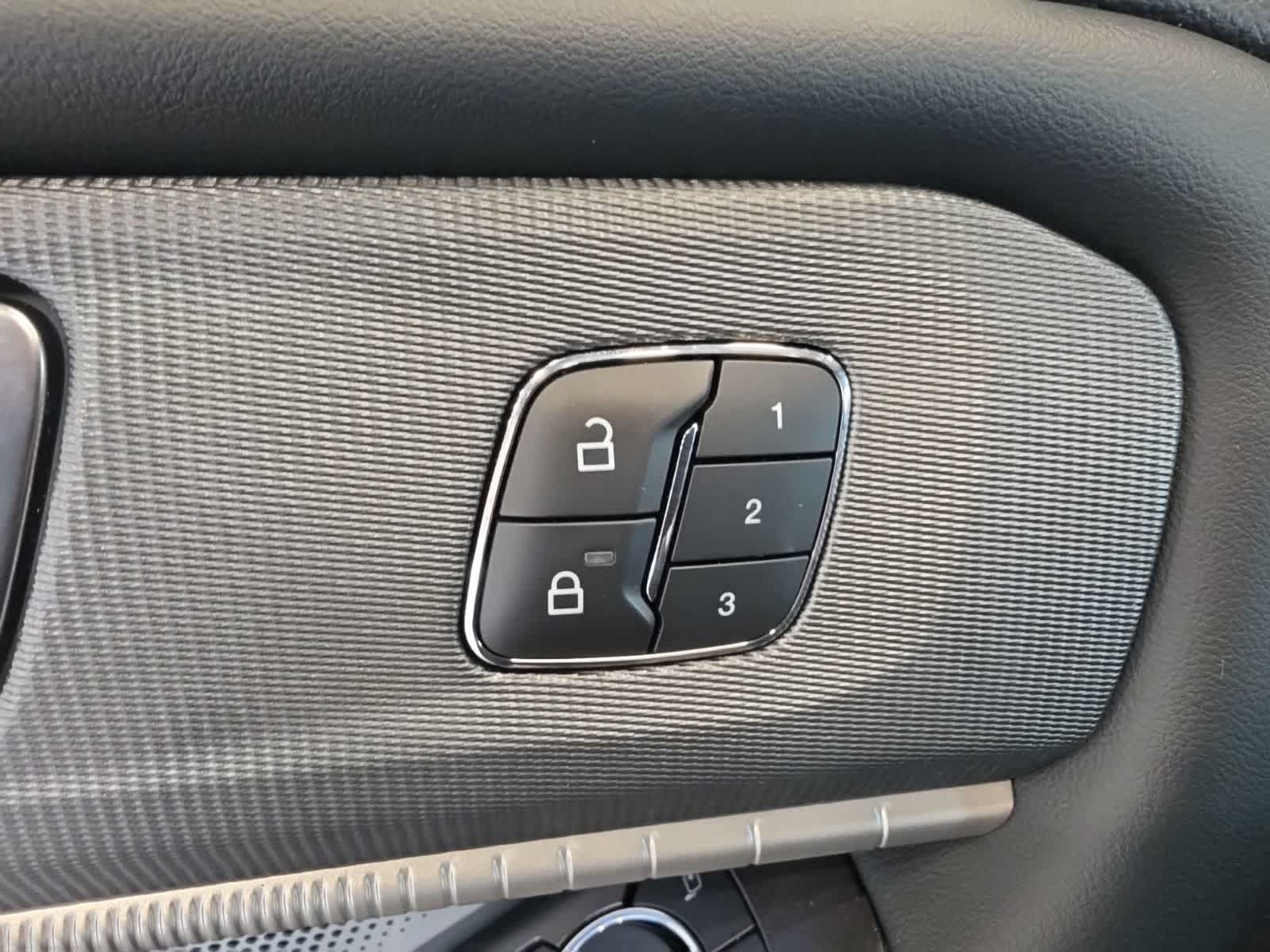 Used 2026 Ford Explorer ST w/ Sun And Sound Package AWD/4WD image 21