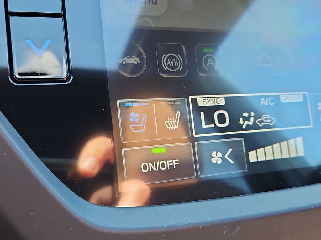 New 2026 Subaru Forester Touring AWD/4WD image 15