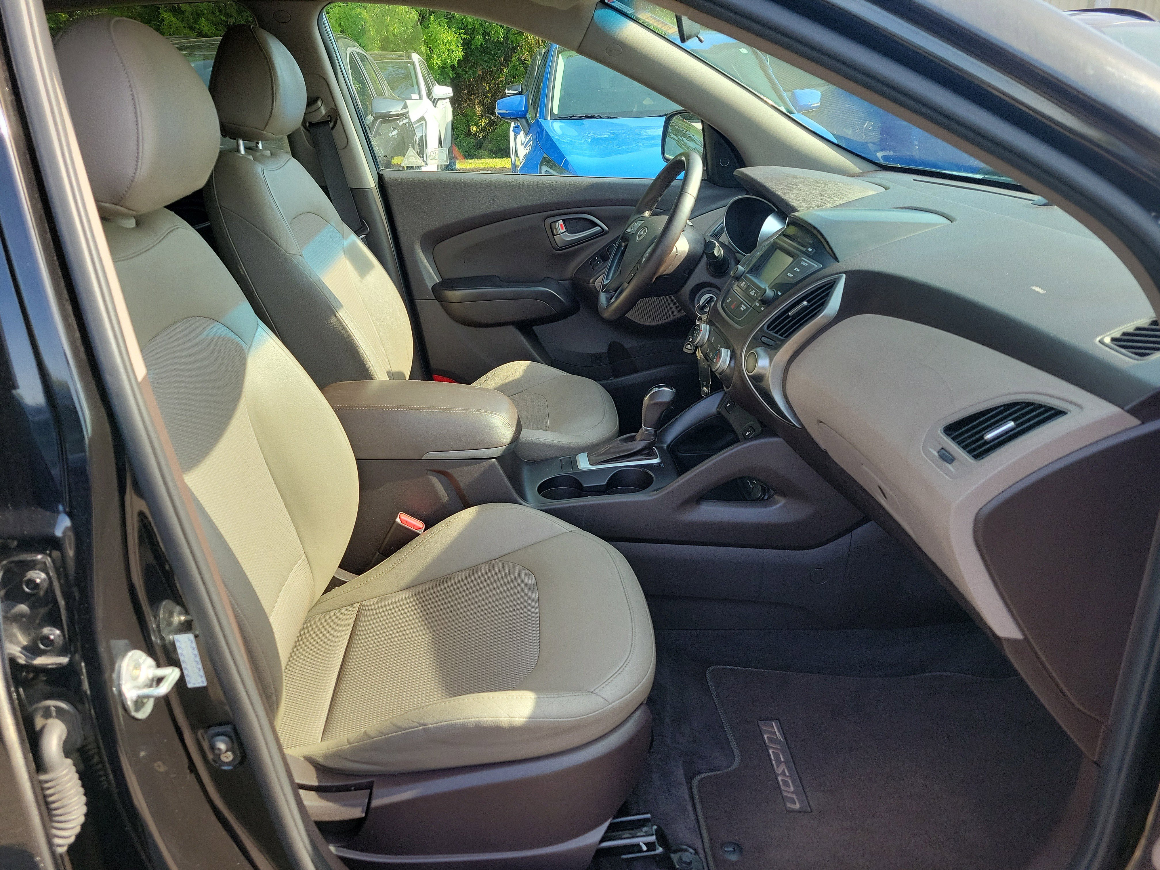 Used 2015 Hyundai Tucson SE AWD/4WD image 7