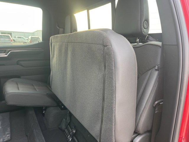 Used 2025 Chevrolet Silverado 1500 High Country image 45