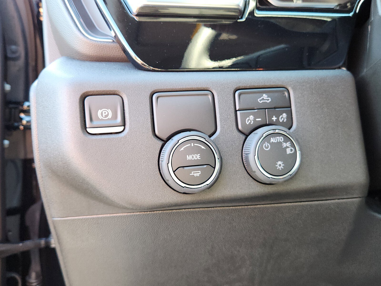 New 2026 Chevrolet Silverado 1500 LT w/ Protection Package image 11