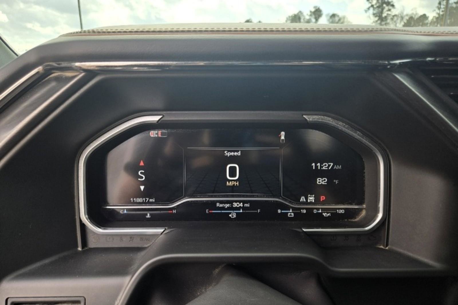 Used 2024 GMC Sierra 1500 AT4 w/ Technology Package AWD/4WD image 11