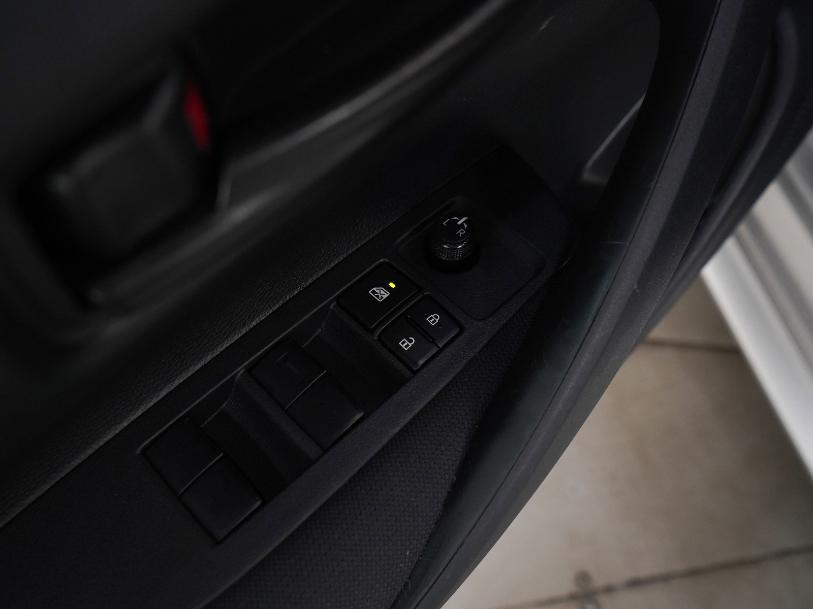 Used 2024 Toyota Corolla LE image 18