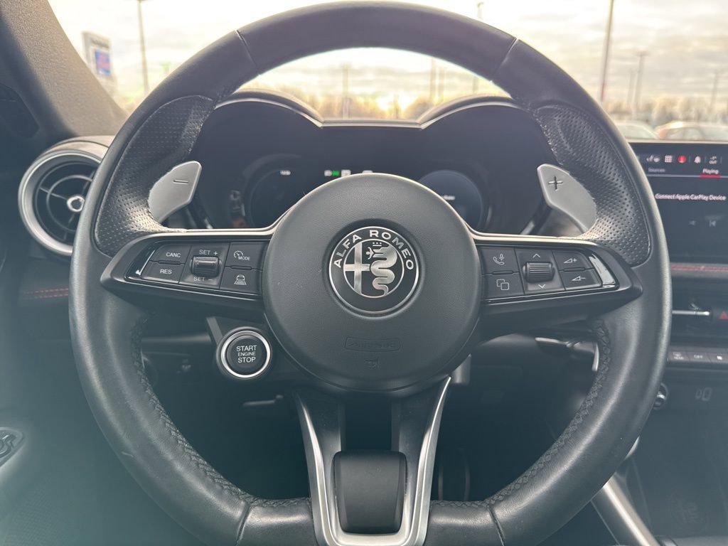 Used 2024 Alfa Romeo Tonale Veloce image 14