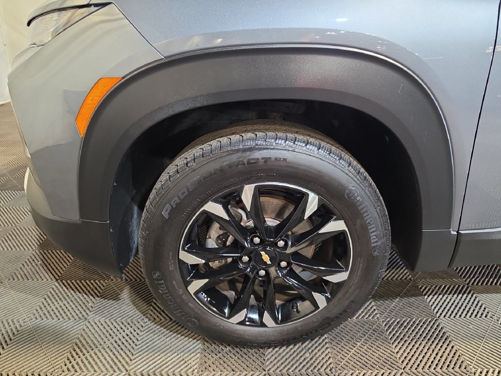 Used 2022 Chevrolet TrailBlazer LT AWD/4WD image 18