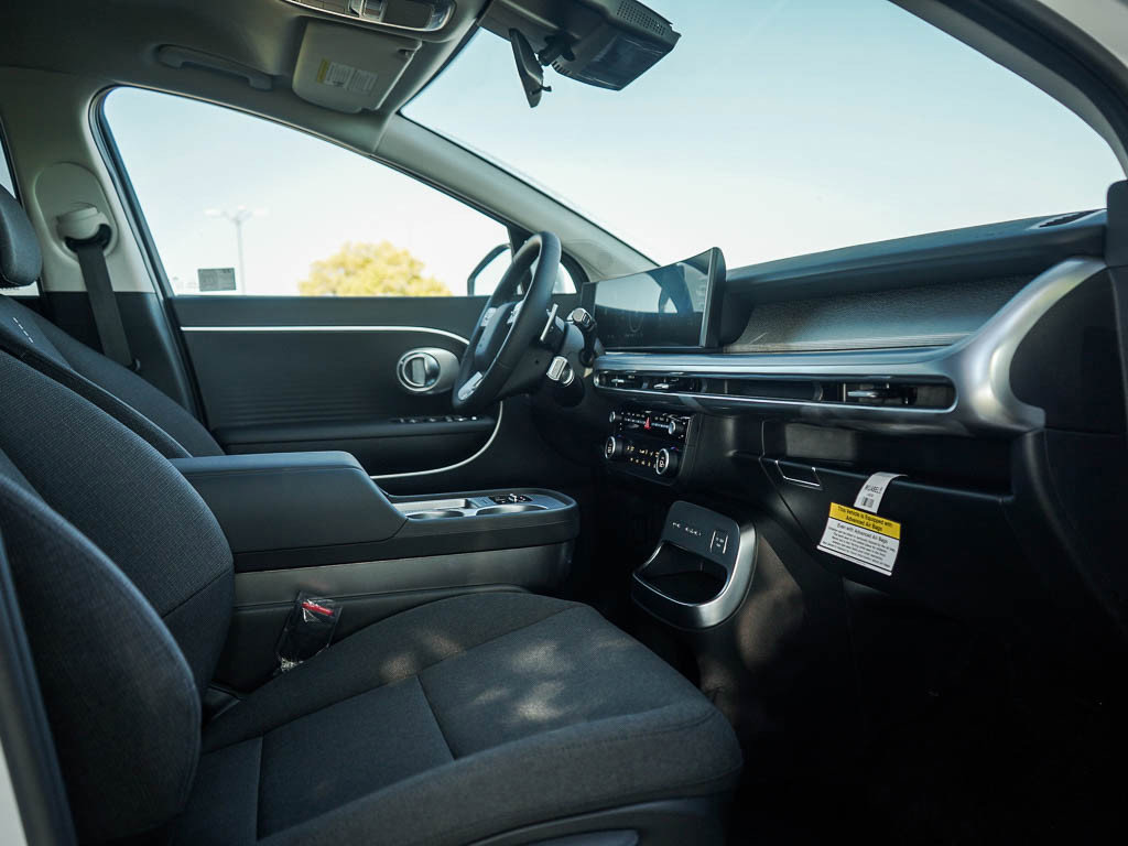 New 2026 Hyundai Ioniq 9 S image 11