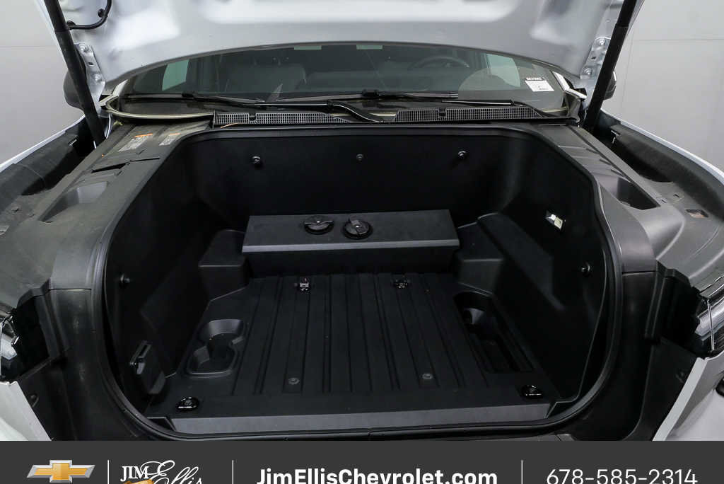New 2025 Chevrolet Silverado EV LT image 32