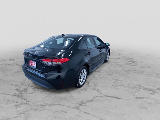 Used 2025 Toyota Corolla LE image 9