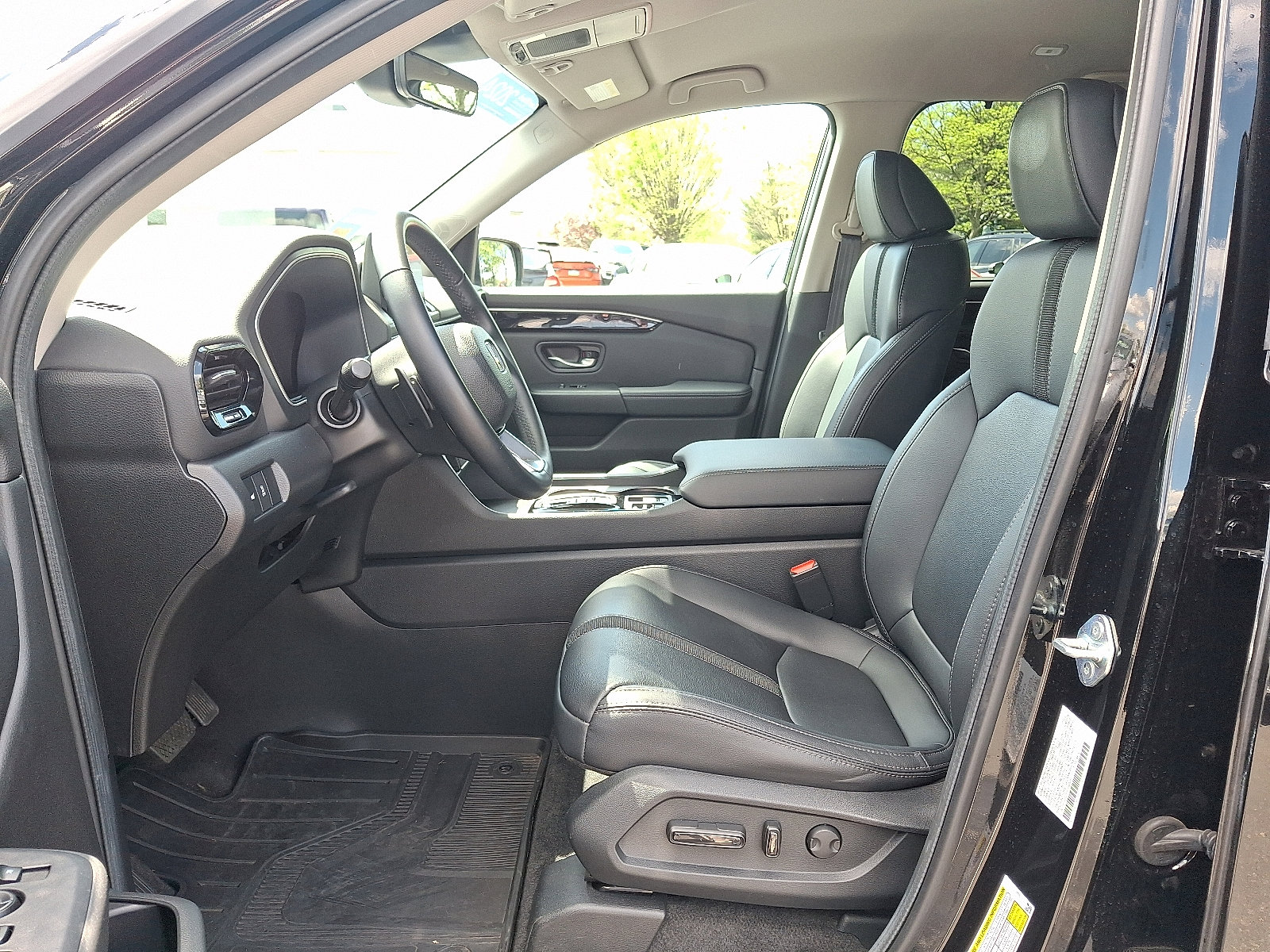 Used 2024 Honda Pilot EX-L image 13