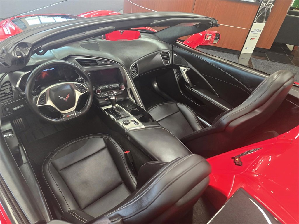 Used 2015 Chevrolet Corvette Z06 w/ 3LZ Preferred Equipment Group image 39