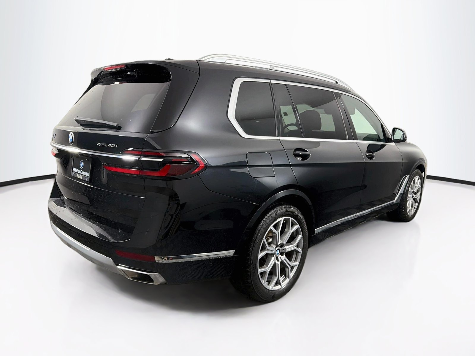 Certified 2025 BMW X7 xDrive40i w/ Climate Comfort Package AWD/4WD image 7