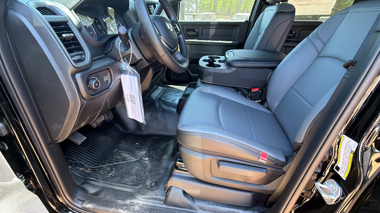 New 2026 RAM 5500 Tradesman w/ Chrome Appearance Group AWD/4WD image 16