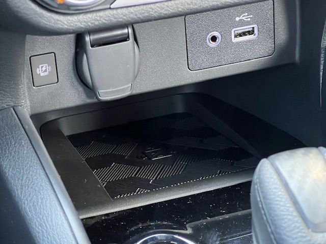 New 2025 Nissan Versa SV w/ Trunk Package FWD image 20