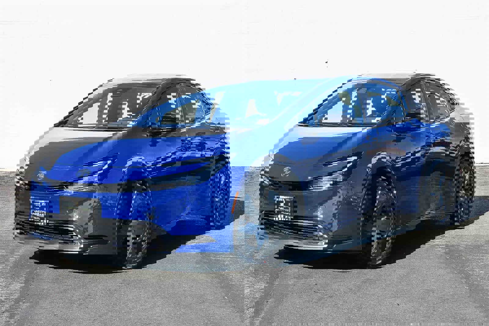 Used 2024 Toyota Prius Prime SE image 1