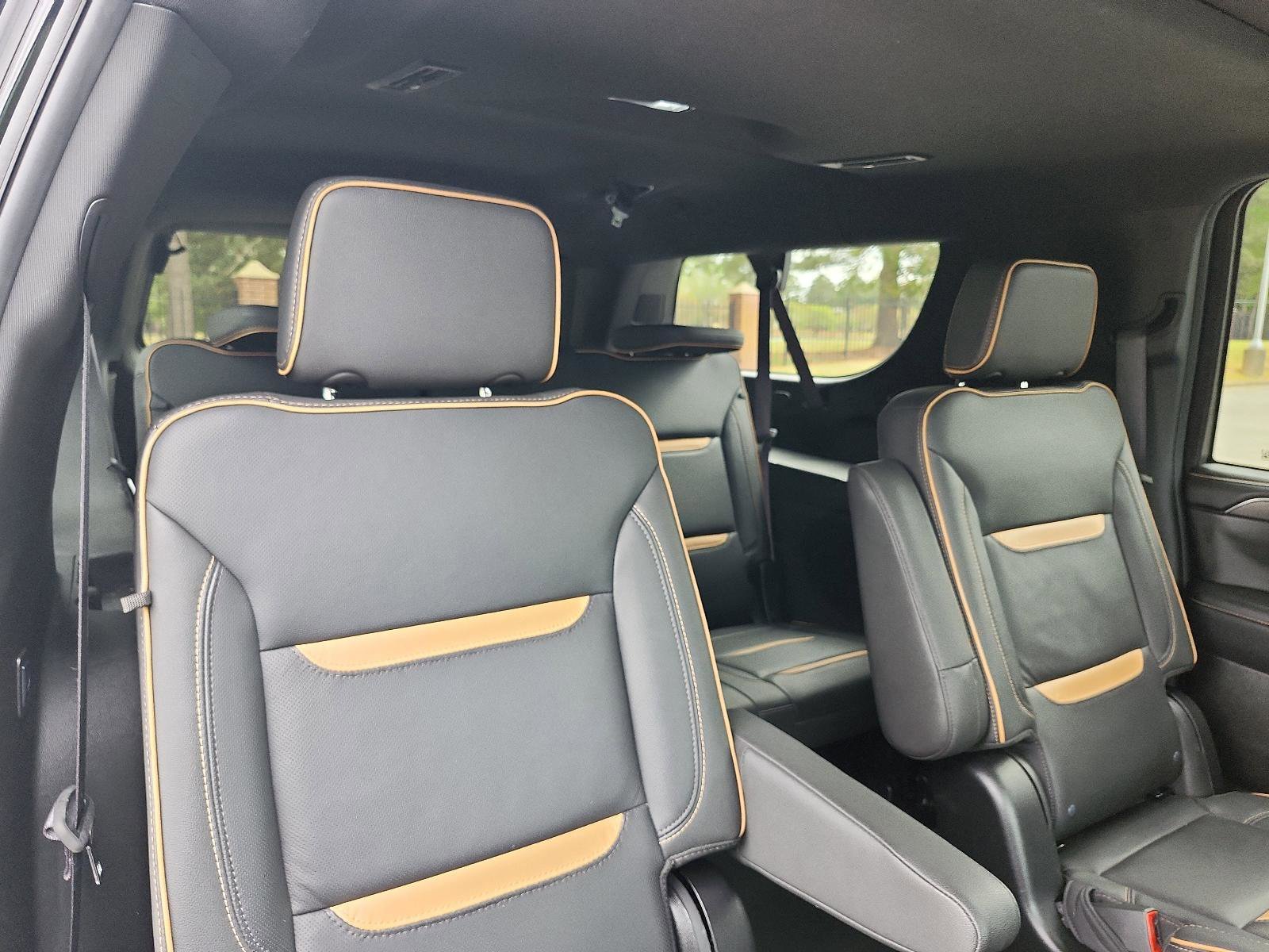 Certified 2024 GMC Yukon XL AT4 w/ AT4 Premium Package AWD/4WD image 10