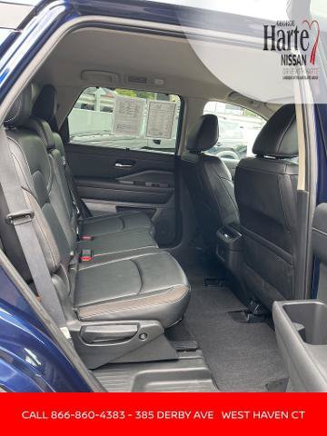 Certified 2024 Nissan Pathfinder SL AWD/4WD image 19