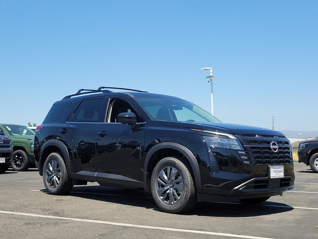 New 2026 Nissan Pathfinder SV FWD image 8