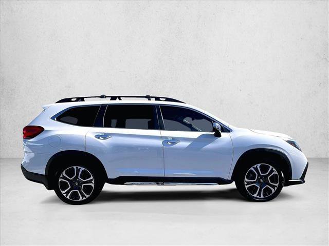 Used 2023 Subaru Ascent Touring image 5
