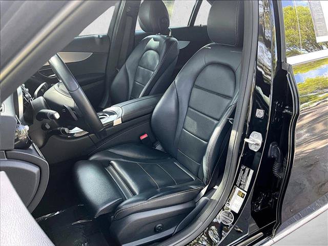 Used 2018 Mercedes-Benz C 300 Sedan image 27