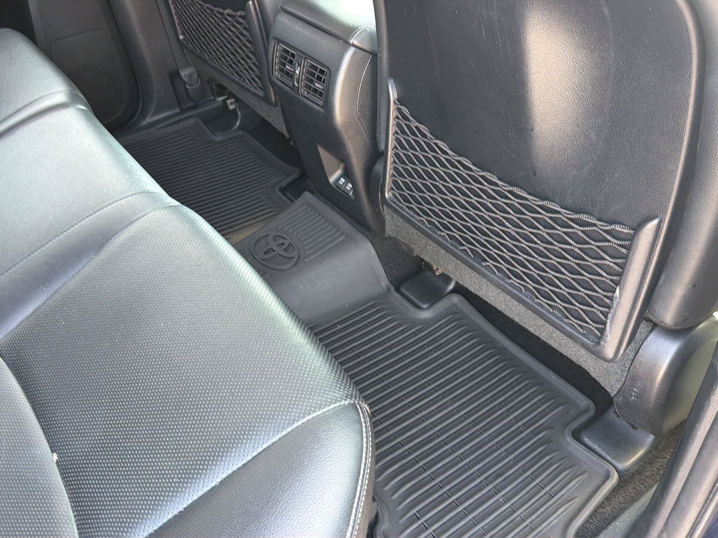Used 2021 Toyota 4Runner Limited AWD/4WD image 17