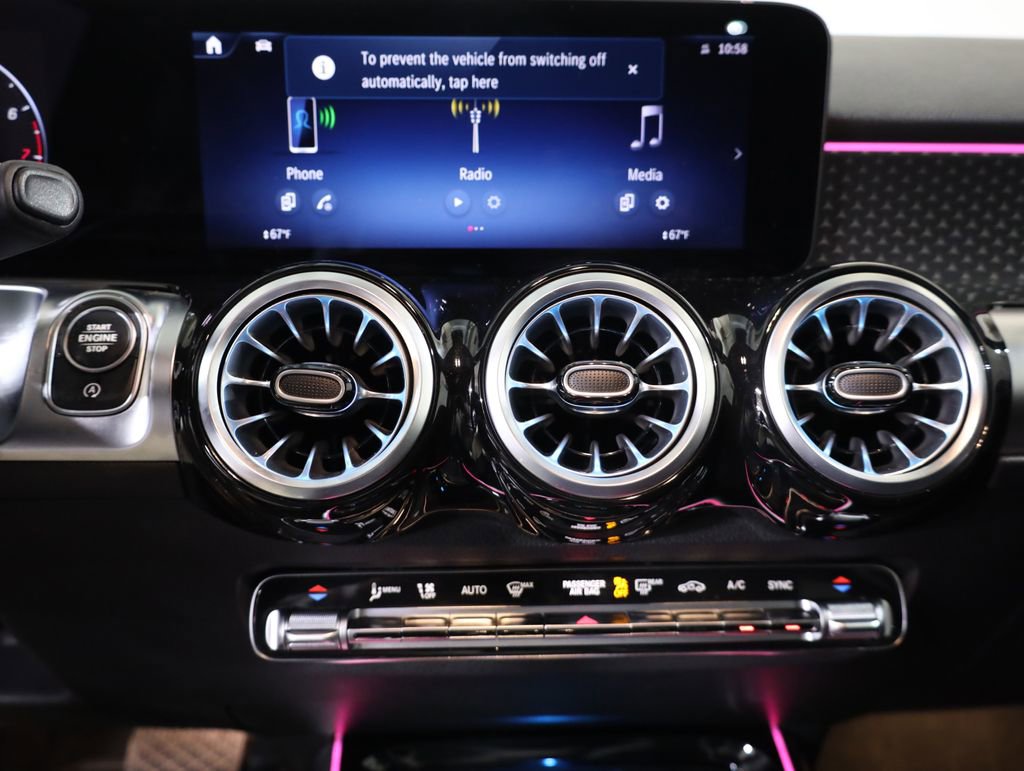 Certified 2025 Mercedes-Benz GLB 250 4MATIC image 18