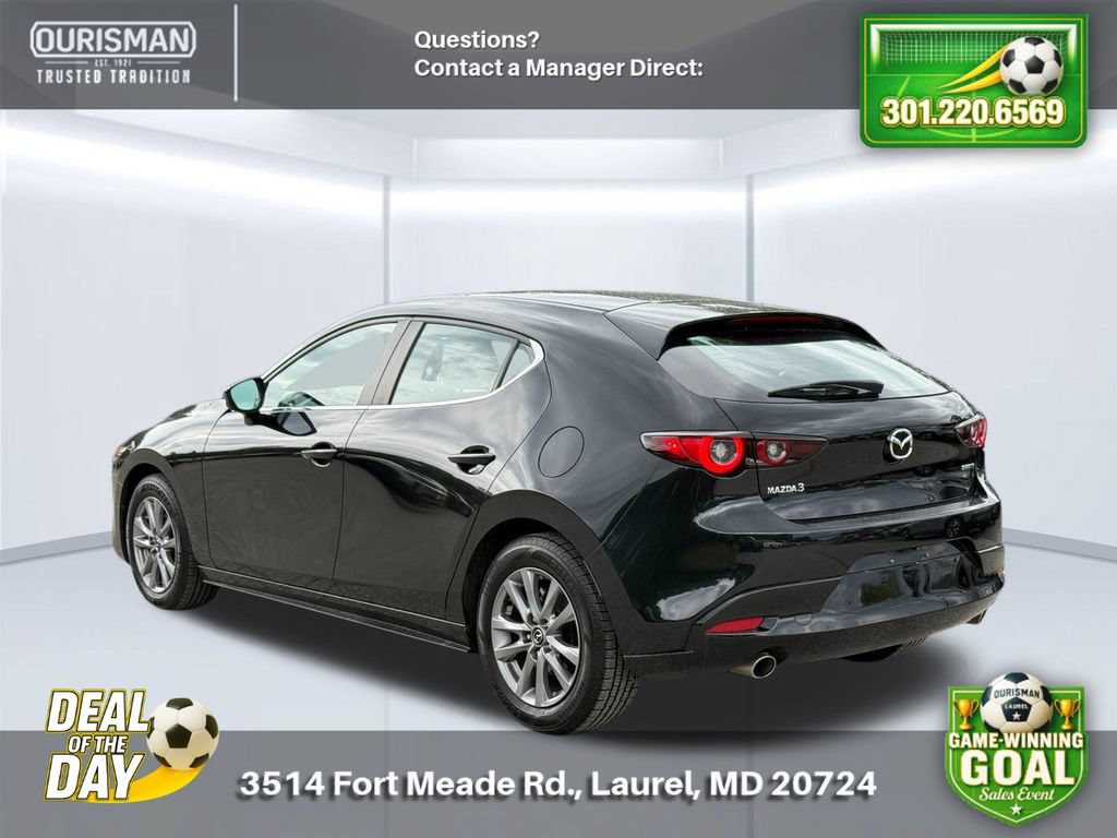 Used 2022 MAZDA MAZDA3 s FWD image 3