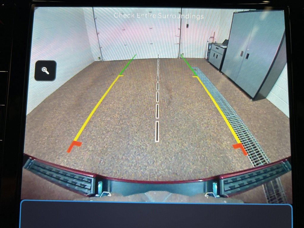 Used 2023 RAM 1500 Limited w/ Body Color Bumper Group image 21